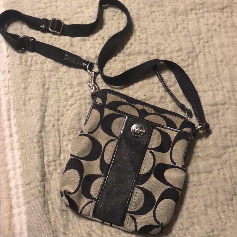 Coach crossbody bag MAKE OFFER!!